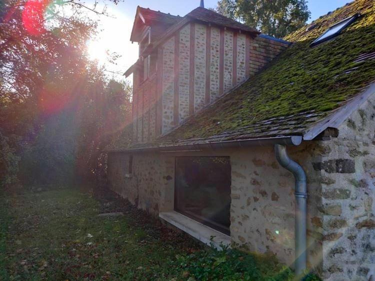 Rêves de Gamins, Gîte de campagne La Camusière proche du pôle Européen et 24h Champagné Exterior foto