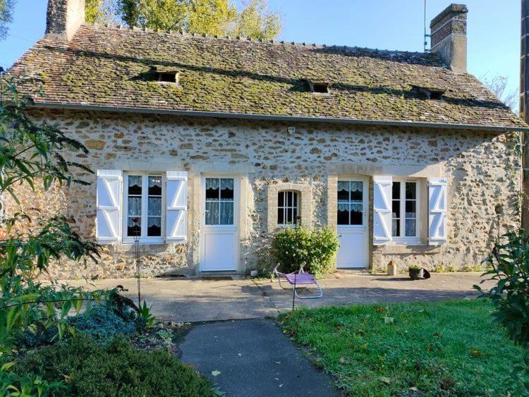 Rêves de Gamins, Gîte de campagne La Camusière proche du pôle Européen et 24h Champagné Exterior foto
