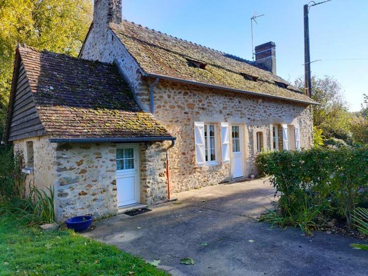 Rêves de Gamins, Gîte de campagne La Camusière proche du pôle Européen et 24h Champagné Exterior foto